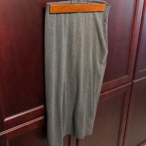 Old Navy Gray knee length skirt.  Size medium